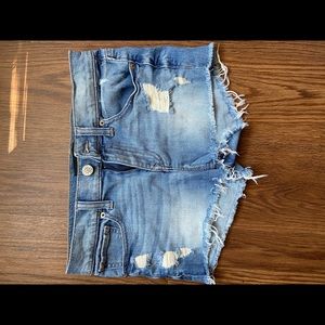 Distressed Express jean short